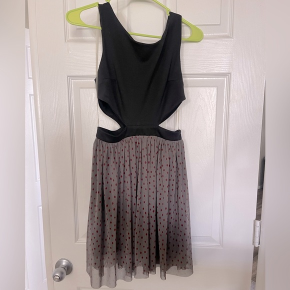 Cut Out Dress - Picture 1 of 4